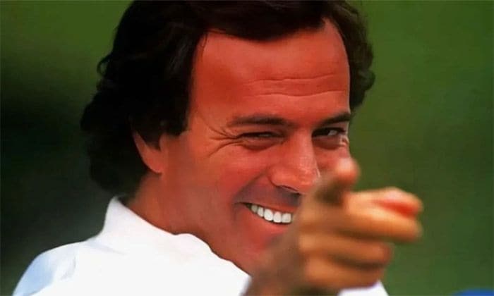 Julio Iglesias 