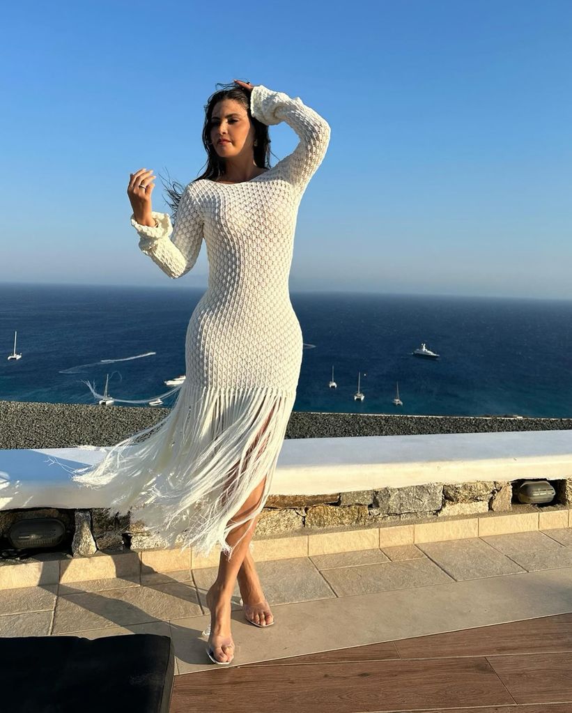 'Chiqui' Delgado lució guapísima en su posado en Mykonos.