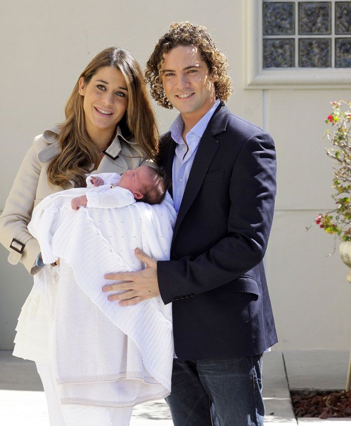 Elena Tablada y David Bisbal presentan a su hija Ella