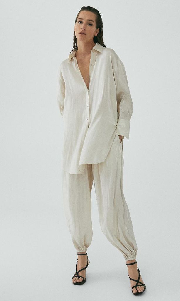 oversized shirt with shimmer fisnish de massimo dutti