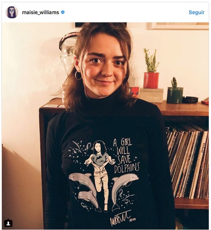 Maisie Williams camiseta solidaria