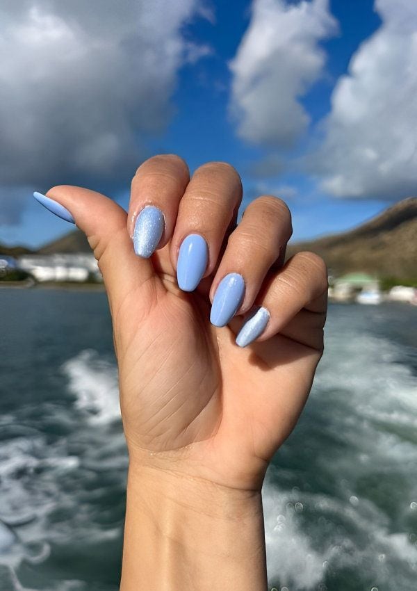 mermaid nails azul