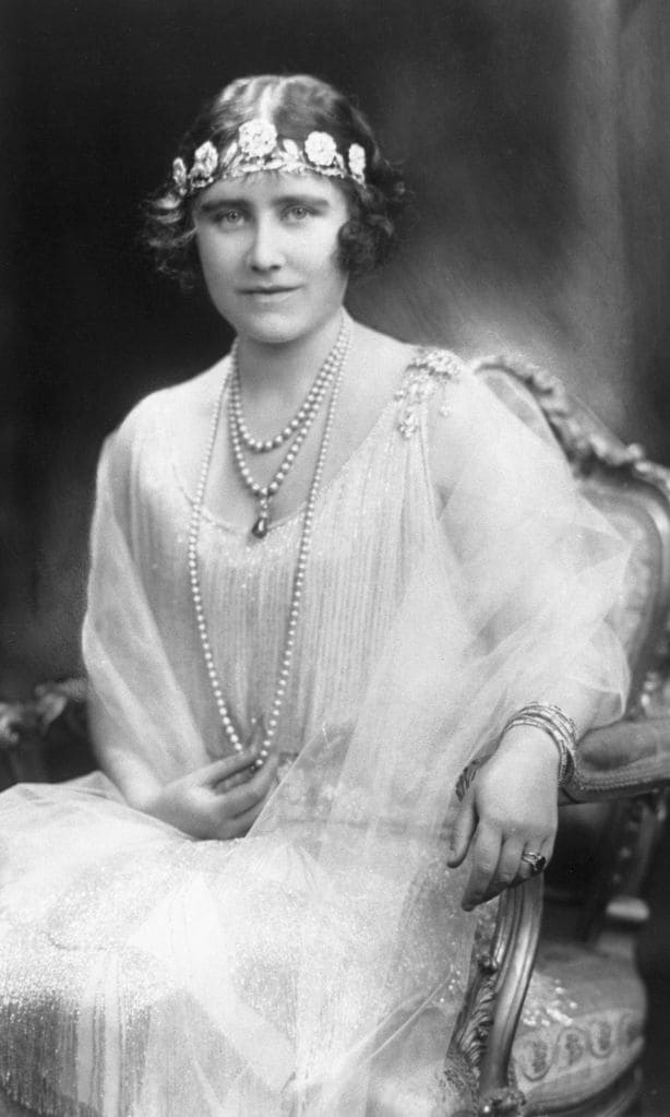 Queen Elizabeth, November 1926