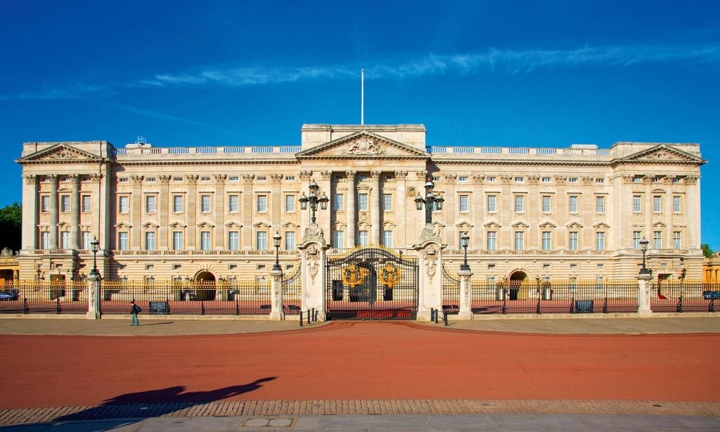 HOLA4110 BUCKINGHAM PALACE