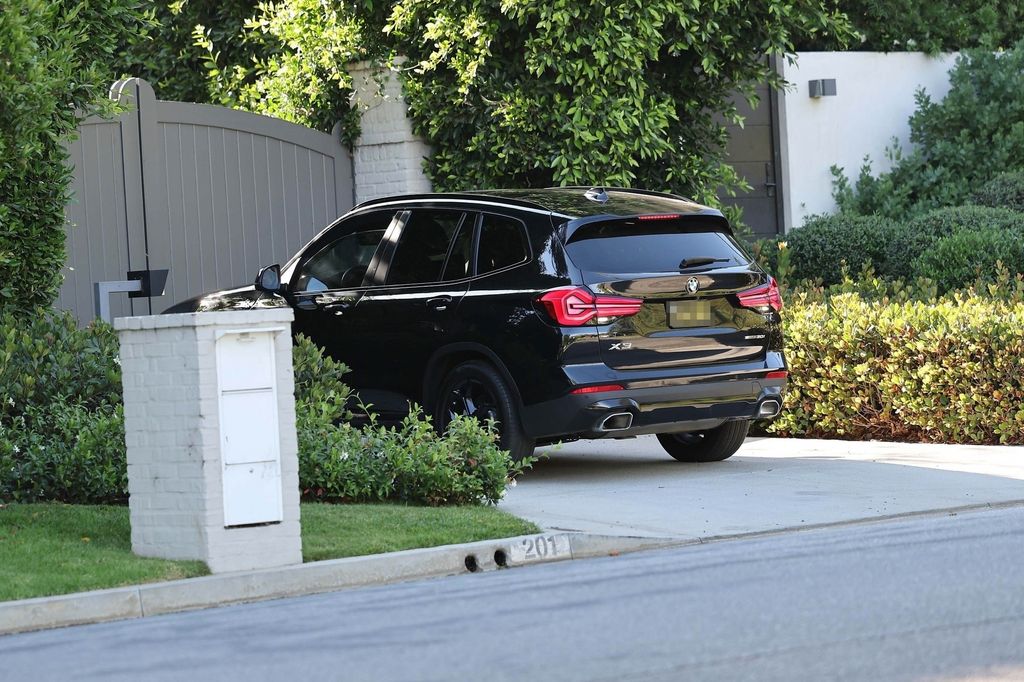 JLo fue captada visitando la casa de Ben en Brentwood.