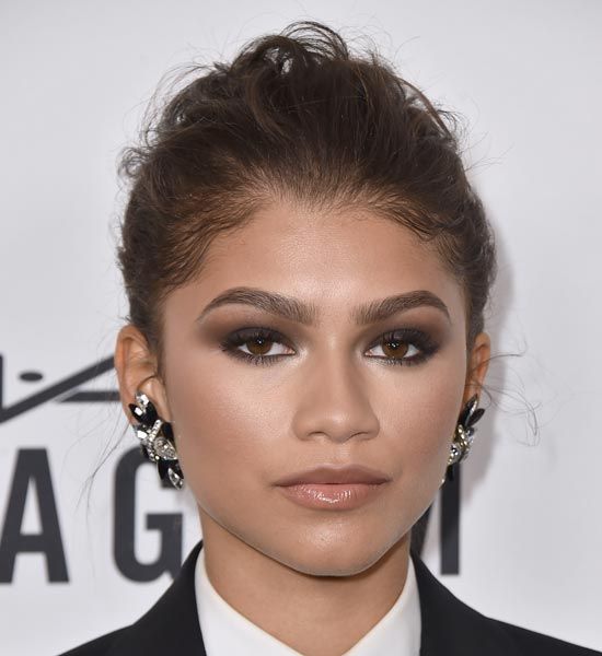 el_estilo_de_zendaya_maquillaje_ahumado_1