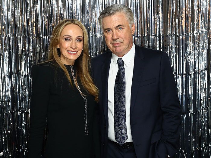 Imagen de Carlo Ancelotti junto a su pareja Mariann Barrera