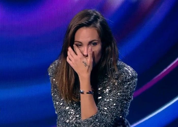 Jessica Bueno llorando