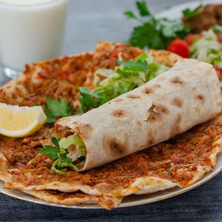 rollito-lahmacun-adobe