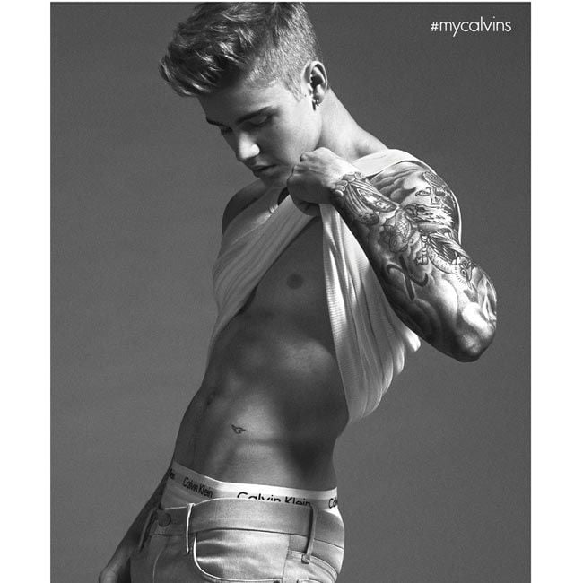 Justin Bieber y Lara Stone para Calvin Klein