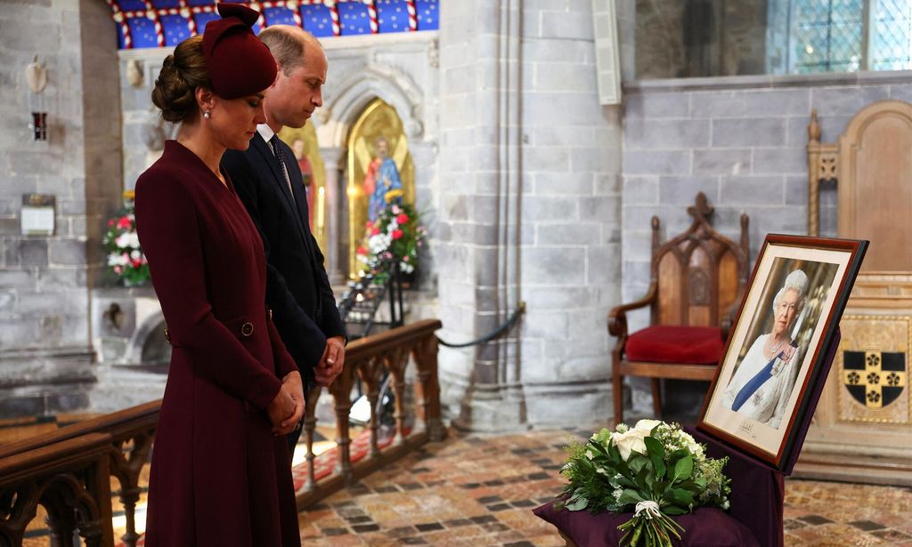 Prince William and Catherine attended a service in Wales on the first anniversary of Queen Elizabeth’s death