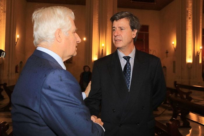 Cayetano Martínez con su hermano Carlos, actual Duque de Alba