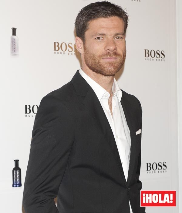 Xabi Alonso compartió un vídeo en su cuenta de Twitter el que se podía ver El Show de Pocoyó, lo que despertó el asombro de muchos de sus seguidores
