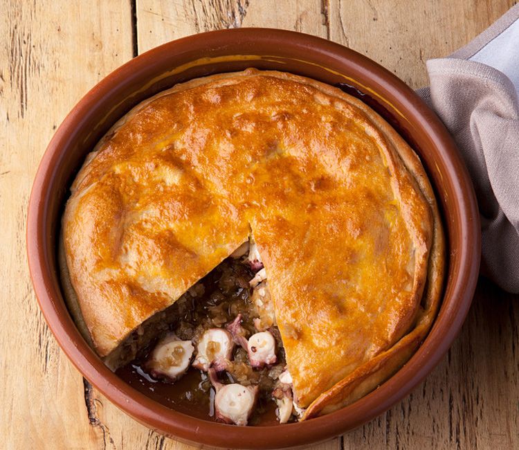 Empanada de pulpo y cebolla