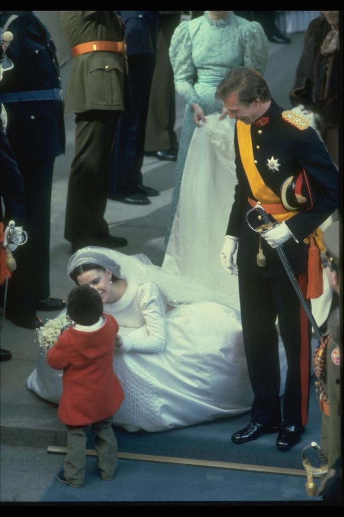 Los grandes duques Maria Teresa y Enrique de Luxemburgo en su boda