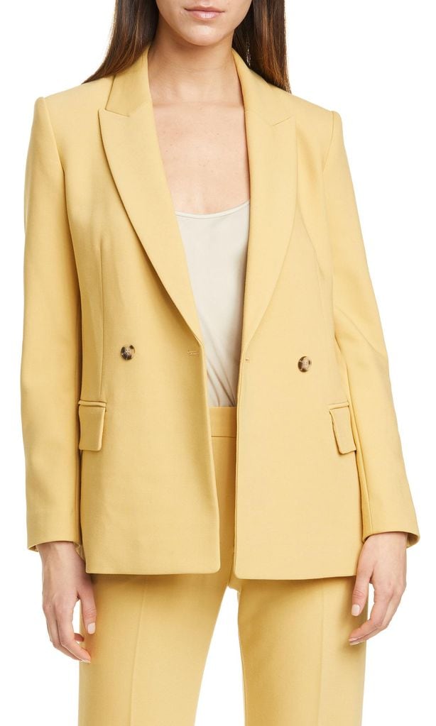 7 prendas en amarillo pastel double breasted blazer de club monaco