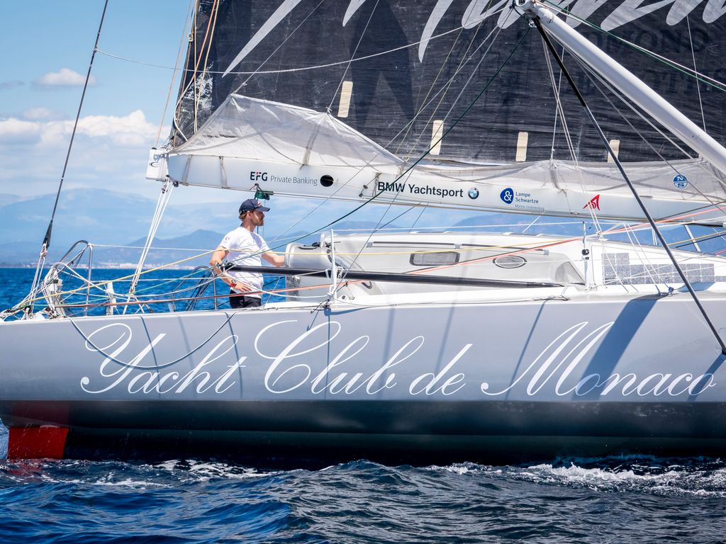 Pierre Casiraghi a bordo de un velero 