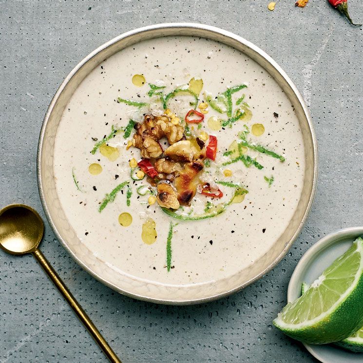 sopa pepino nueces