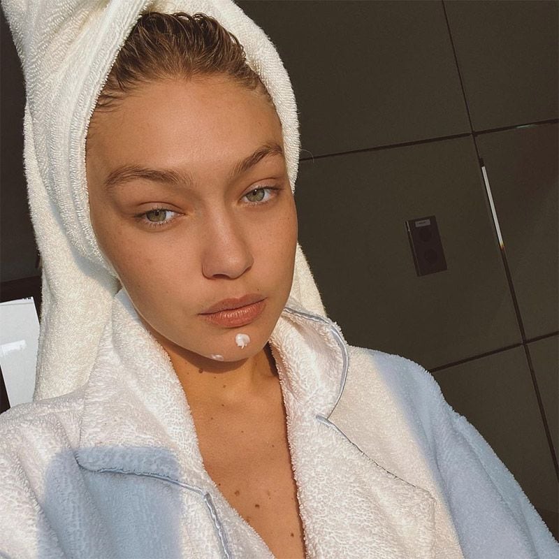 Gigi Hadid publica imágenes inéditas con detalles de su viaje a París