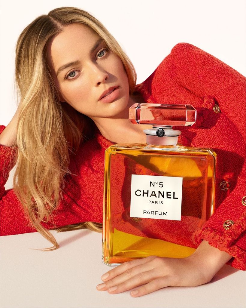 Chanel n5 margot robbie