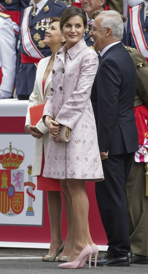 reina letizia abrigos 8a