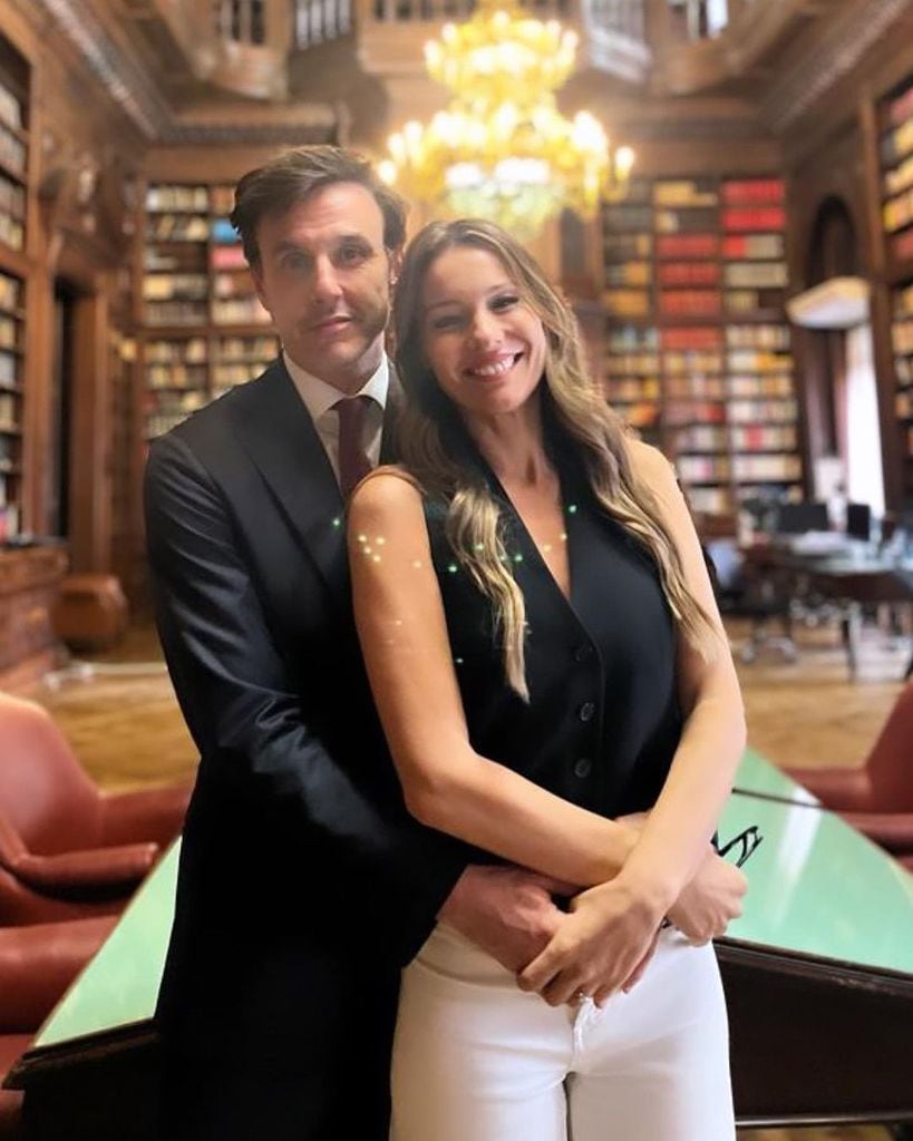 Pampita y Roberto García Moritán