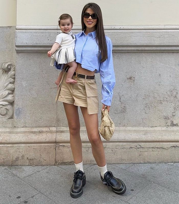 Violeta Mangriñán y su hija Gala