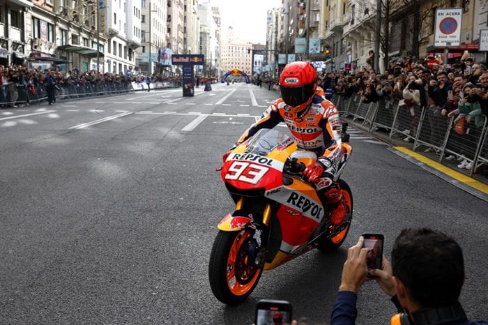 Marc Márquez en la Gran Vía