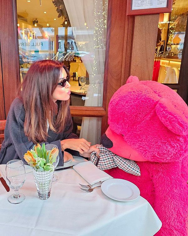 María Cerqueira en un restaurante de Nueva York 