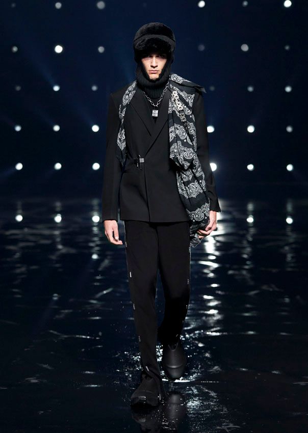 givenchy004a