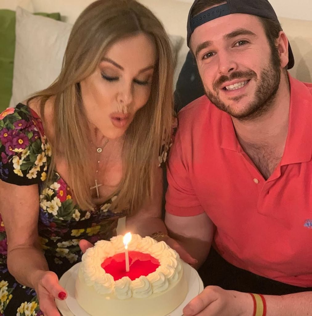 Ana Obregón con su hijo Alessandro su penúltimo cumpleaños juntos