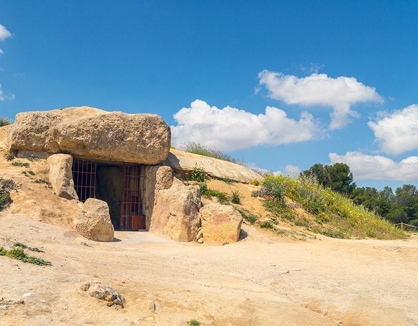 dolmen menga antequera