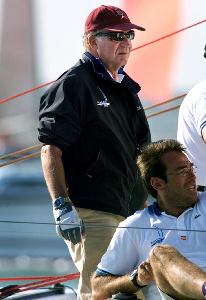 La infanta Sofía lució una gorra de una competición en la que participó el rey Juan Carlos en el año 2001, la America's Cup Jubilee, en la Isla de Wight, en Inglaterra
