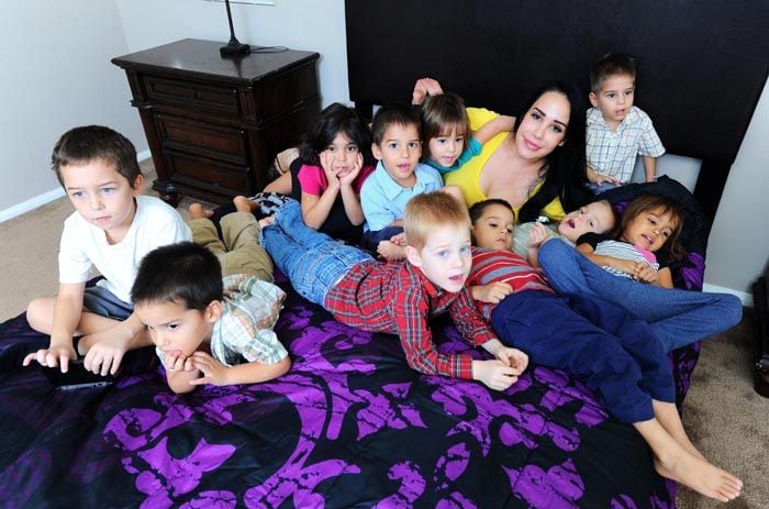 Imagen de 2010. En estos últimos tres años, la 'octomom' se ha dedicado ejercer como consejera familiar y a cuidar de sus hijos, alejándose del escrutinio público
