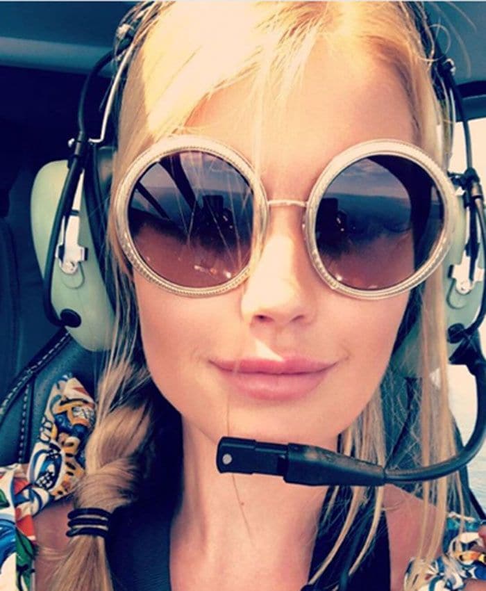 Lady Kitty Spencer ahora es piloto y, sí, todavía está más guapa