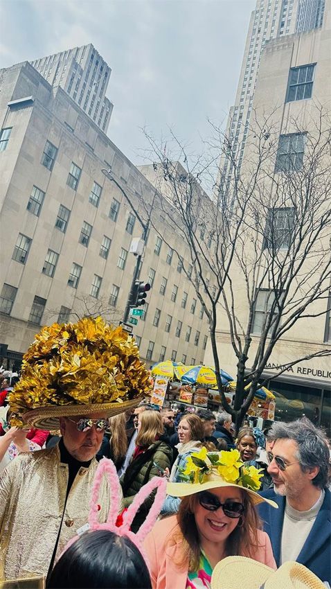 Nuria Roca y Juan del Val se cuelan en una de las tradiciones más extravagantes de Nueva York