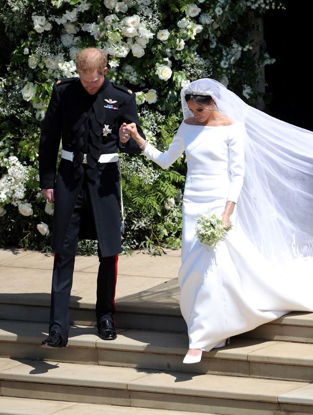 meghan markle vestido zapatos