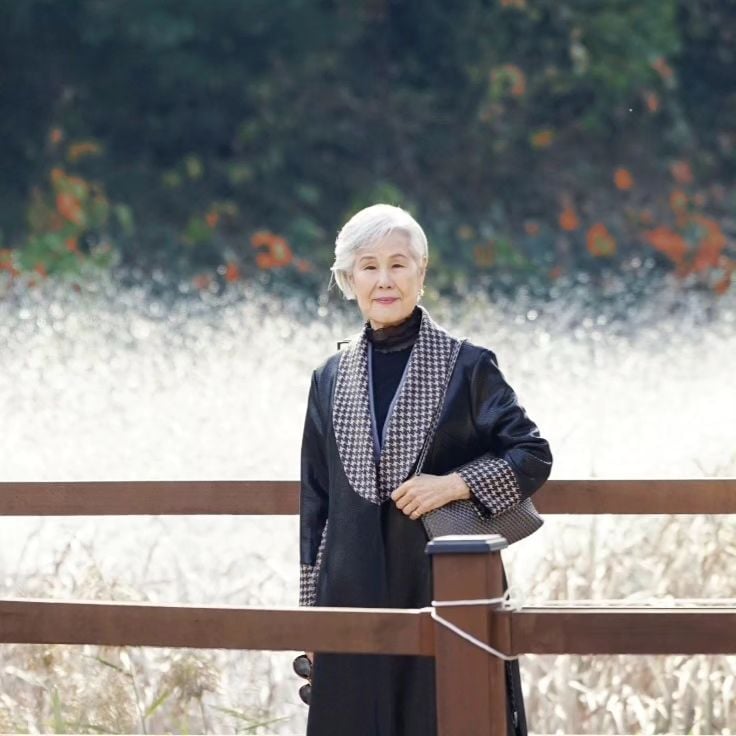 This is Choi Soon-Hwa, the 81-year-old Korean candidate who is one step away from participating in Miss Universe