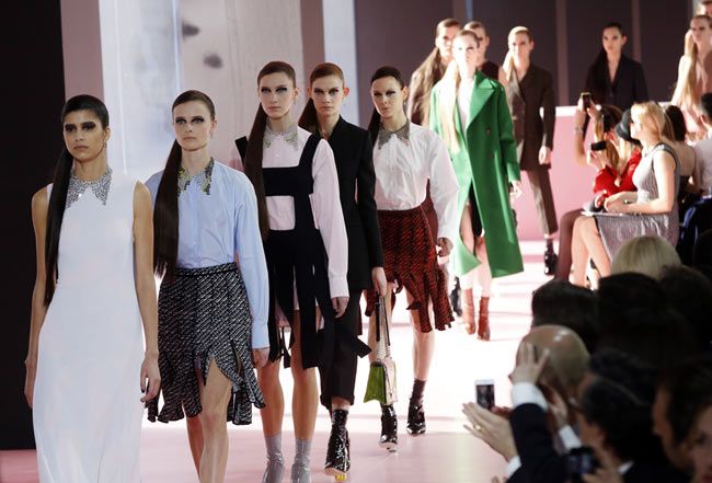 París Fashion Week: Dior (otoño-invierno 2015-2016).