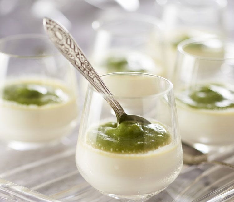 'Panacotta' con compota de kiwi