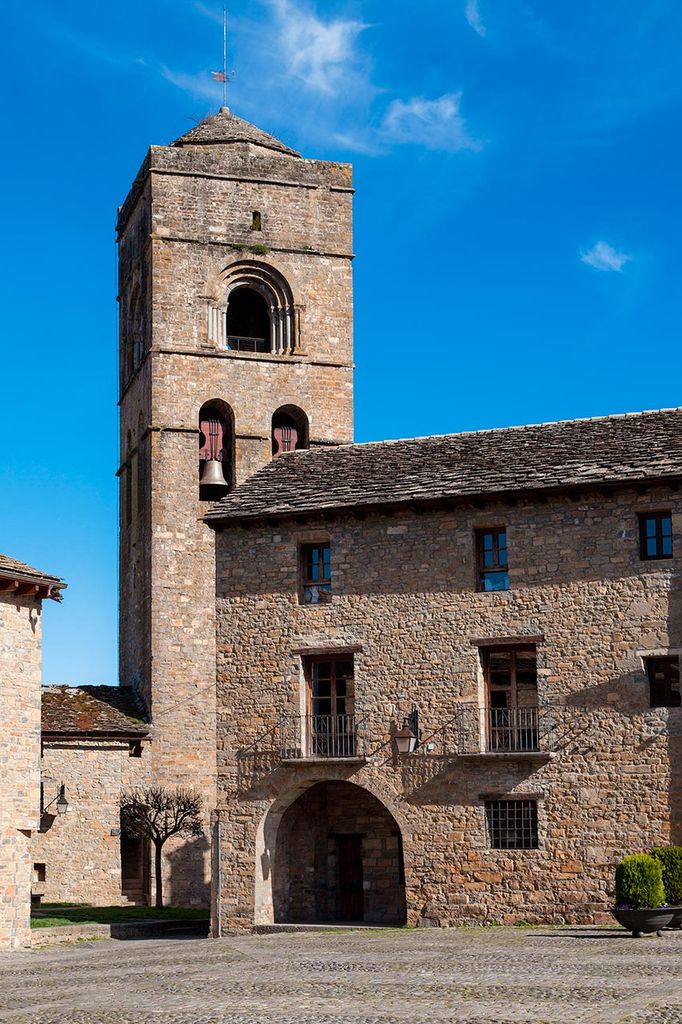 Iglesia de Santa María, Aínsa