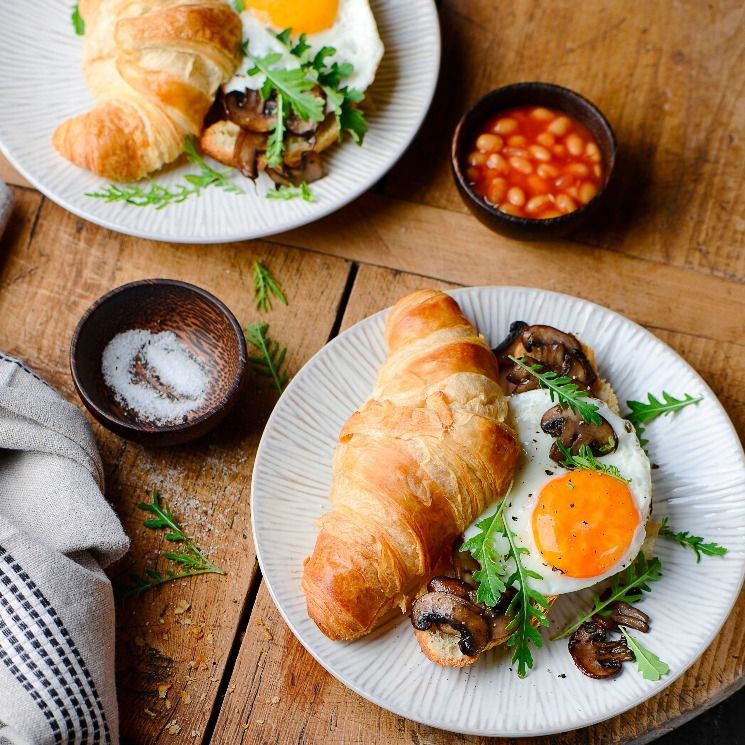 croissant huevos champinon