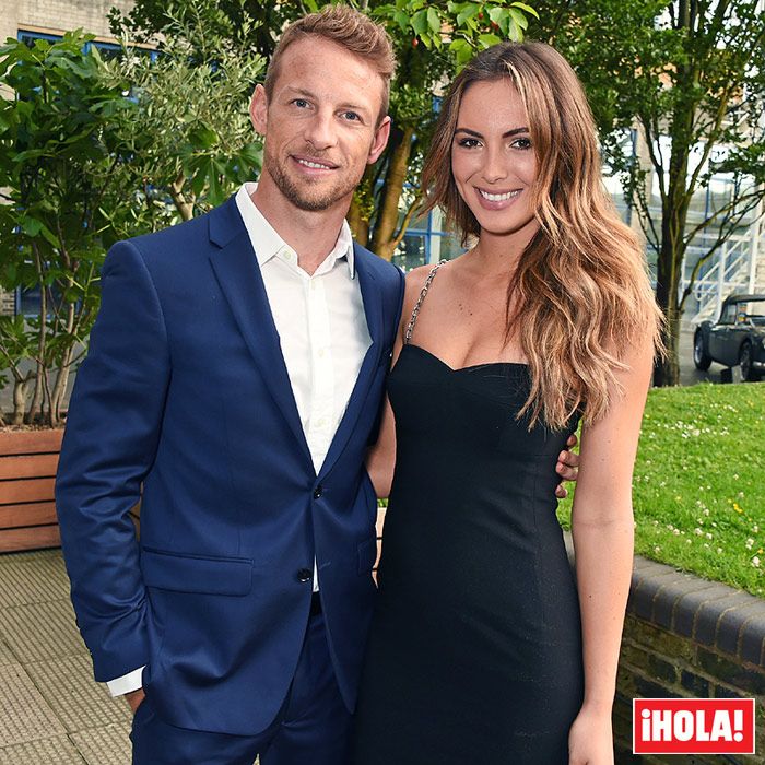 Jenson Button se ha comprometido con la espectacular modelo Brittny Ward