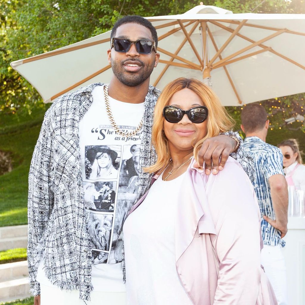 tristan thompson con su mam andrea