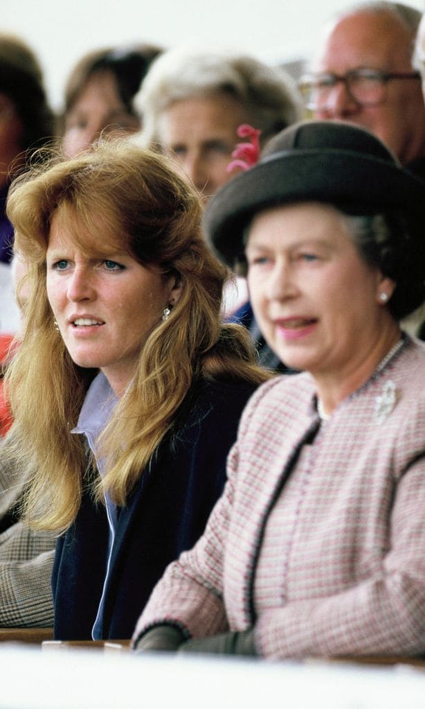 Sarah Ferguson y la reina Isabel