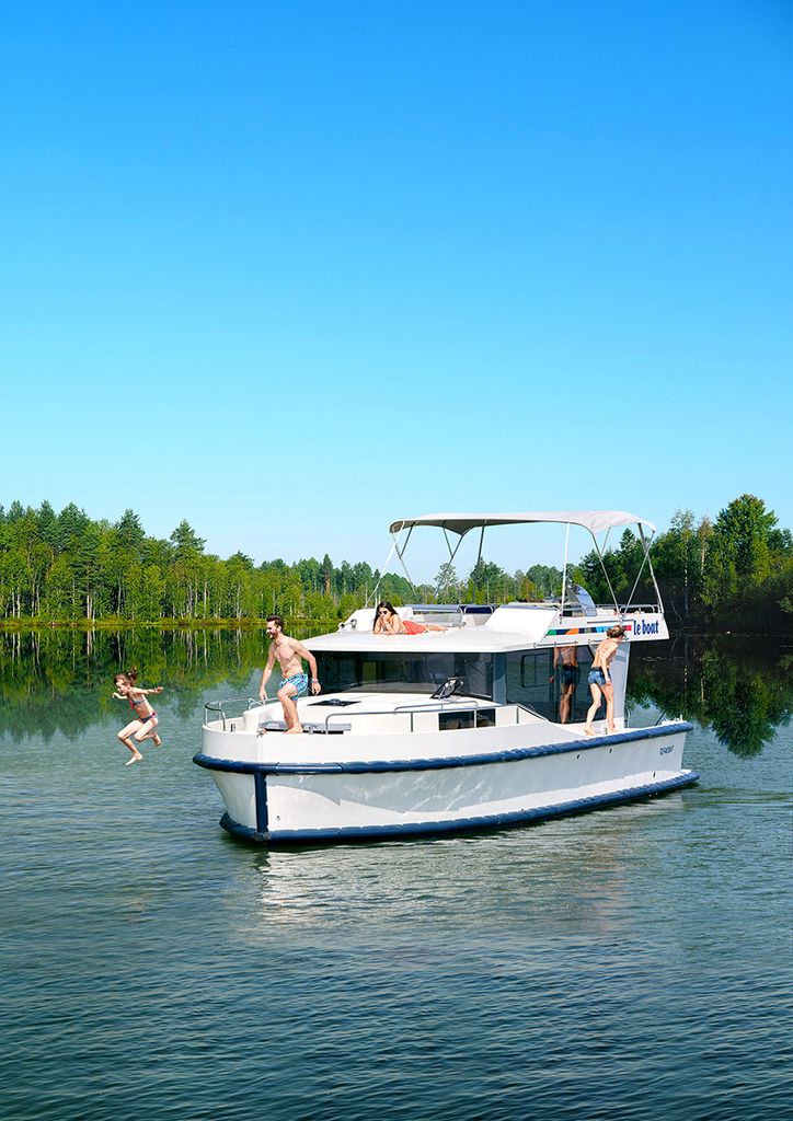 Conducir tu propio barco por el Canal du Midi