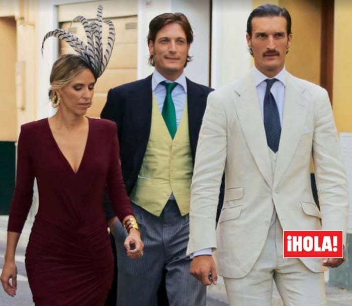 Los Duques de Feria estuvieron, junto a Luis Medina, en la boda de su primo Javier Abascal
