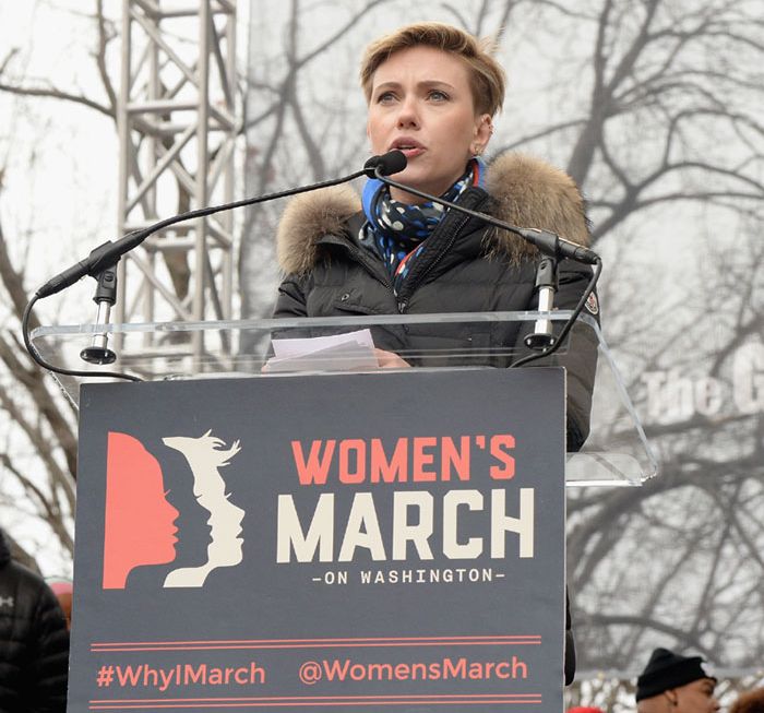 Scarlett Johansson en la marcha de mujeres