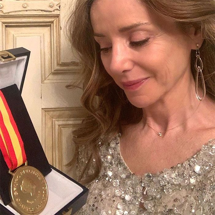 Miriam Ungría recibe la Medalla de Oro al Diseño de Joyería