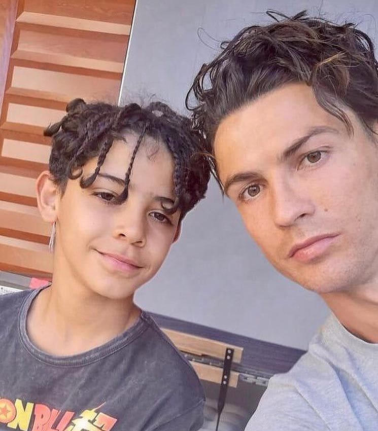 Cristiano Ronaldo y su hijo Cristiano Jr.